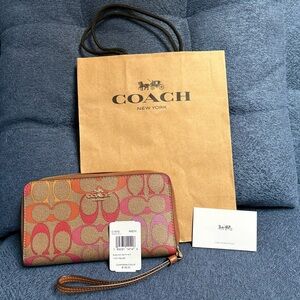 Coach Rainbow Signature phone wallet/Wristlet
